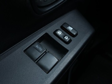 Toyota Yaris III Hatchback 5d 1.0 VVT-i 69KM 2012 Toyota Yaris 1.0 VVT-i, Salon Polska, Klima, zdjęcie 13