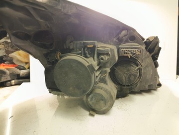 Фонарь передний левый Opel Vectra C LIFT XENON COMPLETE 13170928 89312391