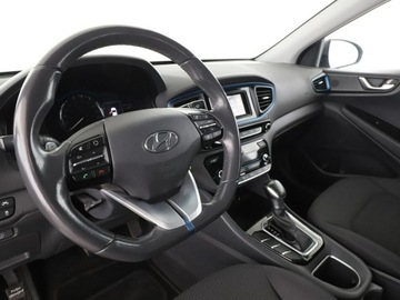 Hyundai IONIQ Hatchback 1.6 GDi 141KM 2019 Hyundai IONIQ hybryda kamera ACC klima-auto, zdjęcie 13