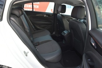 Opel Insignia II Grand Sport Facelifting 2.0 Turbo  200KM 2020 Opel Insignia 2.0Turbo 200KM Automat 2020r. Salon, zdjęcie 7