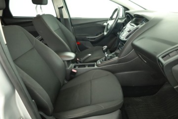 Ford Focus III Kombi Facelifting 1.5 TDCi 120KM 2017 Ford Focus 1.5 TDCi, Klima, Klimatronic, Tempomat, zdjęcie 6