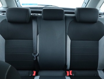 Skoda Rapid II Liftback Facelifting 1.0 TSI 95KM 2018 Skoda Rapid Spaceback 1.0 TSI, Salon Polska, zdjęcie 9