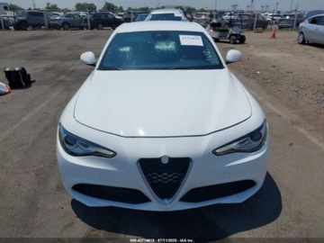 Alfa Romeo Giulia II Sedan Facelifting 2.0 Turbo 280KM 2020 Alfa Romeo Giulia 2020 Alfa Romeo Giulia RWD 2.0 Benzyna 280KM, zdjęcie 11