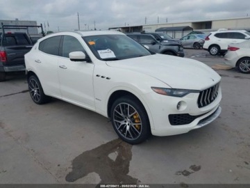 Maserati Levante 2018 Maserati Levante Maserati Levante S GranLusso 3.0 Benzyna 424KM, zdjęcie 1