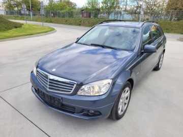 Mercedes Klasa C W204 Kombi T204 1.8 200 CGI BlueEFFICIENCY 184KM 2010 Mercedes-Benz Klasa C 2.0i I wlasciciel Nowy rozrzad Bezwypadkowy 1.8