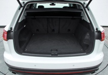 Volkswagen Touareg III SUV 3.0 V6 SCR TDI 231KM 2022 Volkswagen Touareg 3.0 TDI 231KM Tiptronic, Reflektory LED Matrix, Kamera, zdjęcie 8