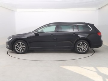 Volkswagen Passat B8 Variant 1.8 TSI BlueMotion Technology 180KM 2017 VW Passat 1.8 TSI, Automat, Navi, Klima, zdjęcie 2