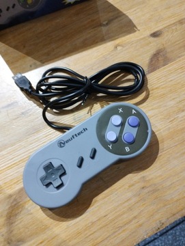 SNES Pad — игровой контроллер в стиле ретро