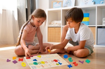 ZESTAW 2w1 UKŁADANKA TABLICA SENSORYCZNA MONTESSORI NAUKA KSZTAŁTÓW SORTER