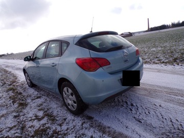 Opel Astra J Hatchback 5d 1.4 Twinport ECOTEC 100KM 2010 OPEL ASTRA J 1,4 BENZ 116000 TYS KM AUTO Z NIEMIEC, zdjęcie 6