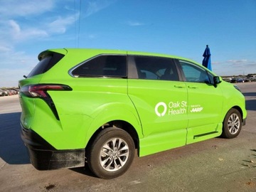 Toyota Sienna III 2024 Toyota Sienna Le 2.5 Hybryda 245KM, zdjęcie 3