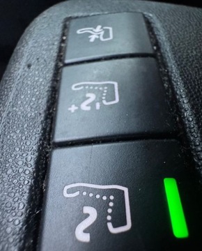 Citroen C4 Picasso II 2014 Citroen C4 Picasso 1.6 eHDi 2014r automat navi 1.6 Diesel 116KM, zdjęcie 5