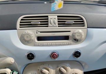 Fiat 500 II 2009 Fiat 500 2009. 1.3 DIESEL. Delikatnie uszkodzony tyl. Jezdzi 1.3 Diesel, zdjęcie 15