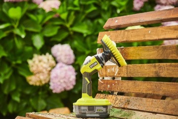 БЕСПРОВОДНАЯ ВРАЩАЮЩАЯСЯ ЩЕТКА ДЛЯ ОЧИСТКИ 18 В RYOBI R18CPS
