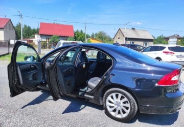 Volvo S80 II Sedan Facelifting 2.0 D4 DRIVE-E 181KM 2014 Volvo S80 2,0 D4 181KM 2.0 Diesel 181KM, zdjęcie 10