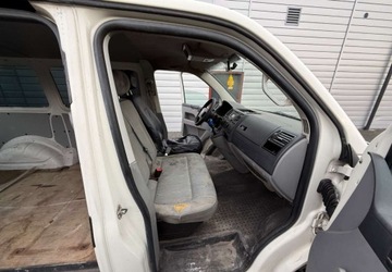 Volkswagen Caravelle T5 T5 Multivan 1.9 TDI 102KM 2005 Volkswagen Transporter 1.9 Diesel 102 KM 3-osobowy 1.9 Diesel 102KM, zdjęcie 14