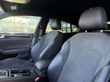 Volkswagen Arteon Fastback Facelifting 2.0 TSI 190KM 2022 Volkswagen Arteon 2.0TSI 190KM R-Line DSG Kamera ACC Keyless NiskiPrzebieg, zdjęcie 10