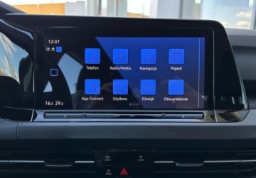 Volkswagen Golf VIII Variant 1.5 eTSI 150KM 2024 Volkswagen Golf Variant Pakiety, samochod jak nowy, ACC, ergoActive z mas, zdjęcie 25