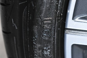BMW 8 G14 G15 G16 5 G30 G31 19" RÁFKY PNEUMATIKY LETNÍ GOODYEAR 7MM 2021R.