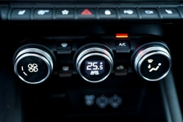 Renault Captur II Crossover 1.3 TCe 140KM 2022 Renault Captur INITIALE PARIS nawi skóra kamera, zdjęcie 31