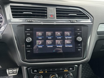 Volkswagen Tiguan II SUV 2.0 TSI BlueMotion Technology 220KM 2018 Volkswagen Tiguan 2.0 TSI 220KM R-line, ASO, Salon, zdjęcie 14