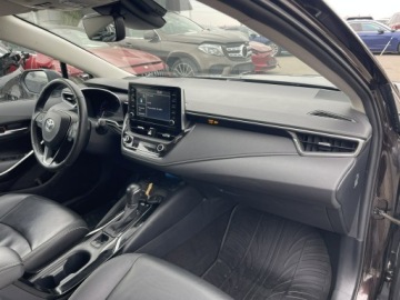 Toyota Corolla XII Sedan 1.8 Hybrid 122KM 2019 Toyota Corolla Hybryda Automat Podgrz Kamera, zdjęcie 9