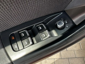 Audi Q3 I SUV 2.0 TDI 140KM 2014 Audi Q3 2x S-LINE! LED Bixenon Półskóra, zdjęcie 15