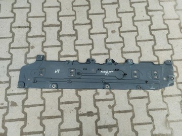 VOLVO XC60 II LIFT Osłona podwozia prawa 32372417