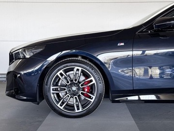 BMW Seria 5 G90-91 Touring 2.0 520d 197KM 2025 BMW Seria 5 520d xDrive Sport Sedan 2.0 (197KM) 2025, zdjęcie 15