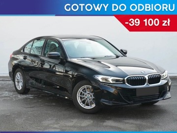 BMW Seria 3 G20-G21 Limuzyna 2.0 320i 184KM 2023 Od ręki - BMW Seria 3 2.0 (184KM) | Sportowe fotele przednie