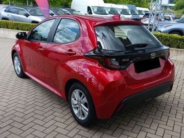 Toyota Yaris IV Hatchback Facelifting 1.5 Hybrid Dynamic Force 116KM 2026 Comfort 1.5 Hybrid 116KM | Tempomat adaptacyjny!, zdjęcie 2