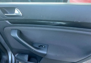 Volkswagen Golf VI Variant 1.2 TSI 105KM 2011 Volkswagen Golf Variant 1.2Turbo 105KM 6Bieg.Klima ALU 2xParktr.Temp.Kurty, zdjęcie 10