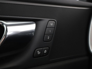 Volvo XC60 II Crossover T6 310KM 2018 Volvo XC 60 4x4 automat full LED panorama skóra, zdjęcie 34