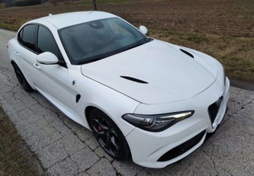 Alfa Romeo Giulia II Sedan 2.9 V6 510KM 2017 Alfa Romeo Giulia Alfa Romeo Giulia 2.9 V6 Bi-Turbo AT8 Quadrifoglio 2.9, zdjęcie 1