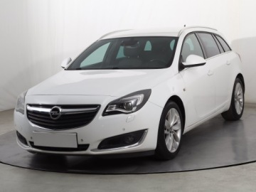 Opel Insignia I Sports Tourer Facelifting 2.0 CDTI BiTurbo ECOTEC 195KM 2015 Opel Insignia 2.0 BiTurbo CDTI, 191 KM, Automat, zdjęcie 1