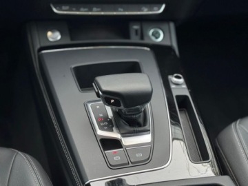 Audi Q5 II SUV Facelifting 2.0 40 TFSI MHEV 204KM 2022 Audi Q5 Kamera cofania , Tempomat , Matrix 2.0 Benzyna 204KM, zdjęcie 17