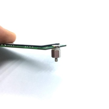 УСТАНОВОЧНЫЙ КОМПЛЕКТ ДЛЯ ДИСКОВ M.2 31 ДЕТАЛЬ ВИНТЫ M2