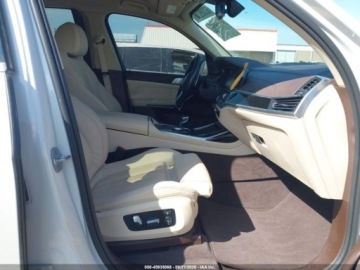 BMW X7 2019 BMW X7 Xdrive40i 2019 3.0 Benzyna 335KM, zdjęcie 9