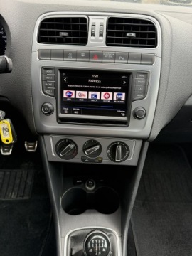 Volkswagen Polo V Hatchback 3d Facelifting 1.2 TSI BlueMotion Technology 90KM 2017 Volkswagen Polo Lift. Klimatyzacji. Serwisowany, zdjęcie 15