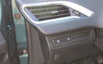 Peugeot 2008 I SUV Facelifting 1.2 PureTech 82KM 2019 Peugeot 2008 1.2B 83KM klimatronik zarejestrowany zadbany 1.2 Benzyna 83KM, zdjęcie 24