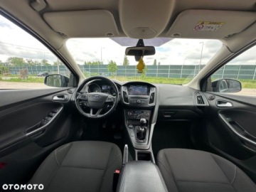 Ford Focus III Kombi Facelifting 1.6 TDCi 115KM 2014 Ford Focus Ford Focus 1.6 TDCi DPF Titanium 1.6 Diesel 115KM, zdjęcie 27