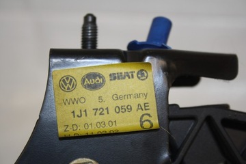Рабочий цилиндр педали сцепления VW Golf IV 1J1721059AE 1J1721388A 1J1721373C