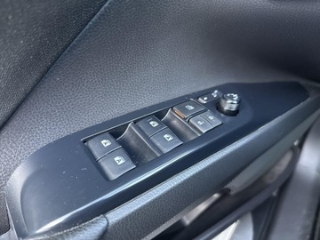 Toyota Camry IX Sedan 2.5 Hybrid Dynamic Force 218KM 2019 Toyota Camry 2.5 Hybrid Prestige CVT 2.5 Hybrid Pr, zdjęcie 20