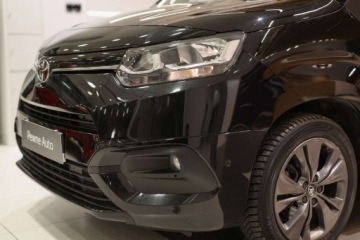 Toyota 2022 Toyota Proace City Verso City Verso Long 1.2 D-4T Family Aut. 1.2 Benzyna, zdjęcie 24