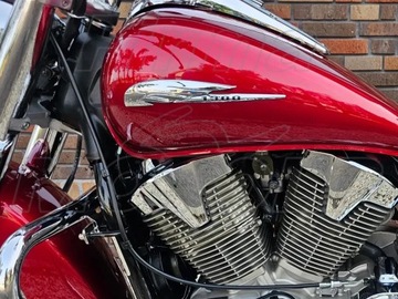 ЭМБЛЕМА ЗНАЧКА ОРНАМЕНТ ДЛЯ ТАНКОВ HONDA VTX 1300 VTX1300