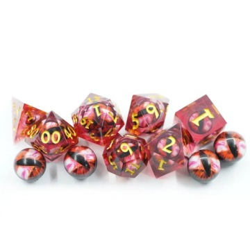 НАБОР «КРОВАВАЯ МЭРИ» ИЗ 7 ЖИДКИХ ЭПОКСИДНЫХ КУБИКОВ ДЛЯ РПГ