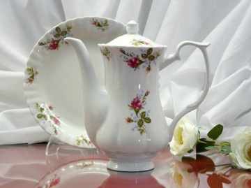 003 ВАЗА 2500 РОЗА ИВОНА ХОДЗЕЖСКИЙ ФАРФОР