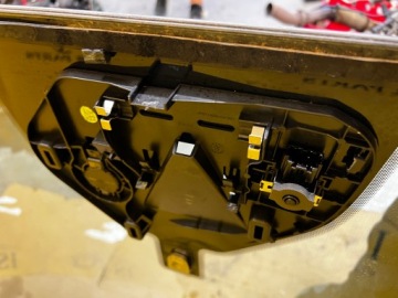 АУДИОЭКРАН С ПОДОГРЕВОМ ВЕТРОВОГО СТЕКЛА FORD KUGA MK3