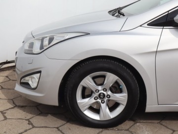 Hyundai i40 Kombi 1.6 GDI 135KM 2012 Hyundai i40 1.6 GDI, Xenon, Klima, Klimatronic, zdjęcie 12