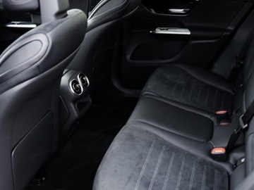 Mercedes GLC C254/X254 Coupe 2.0 220d 197KM 2026 MERCEDES-BENZ GLC 220 d 4-Matic AMG Line Suv 197KM 2026, zdjęcie 11